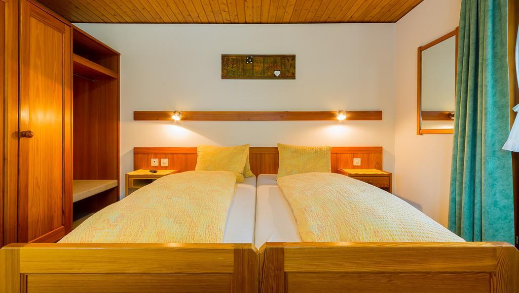 Hotel Joopi Reckingen Zimmer foto